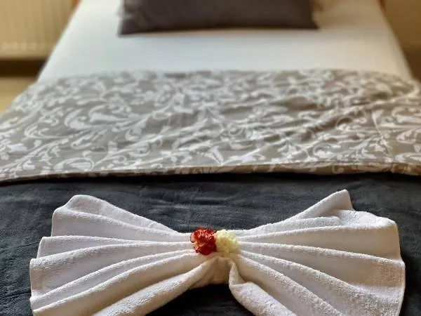 Pocztowa 1 Apartament *